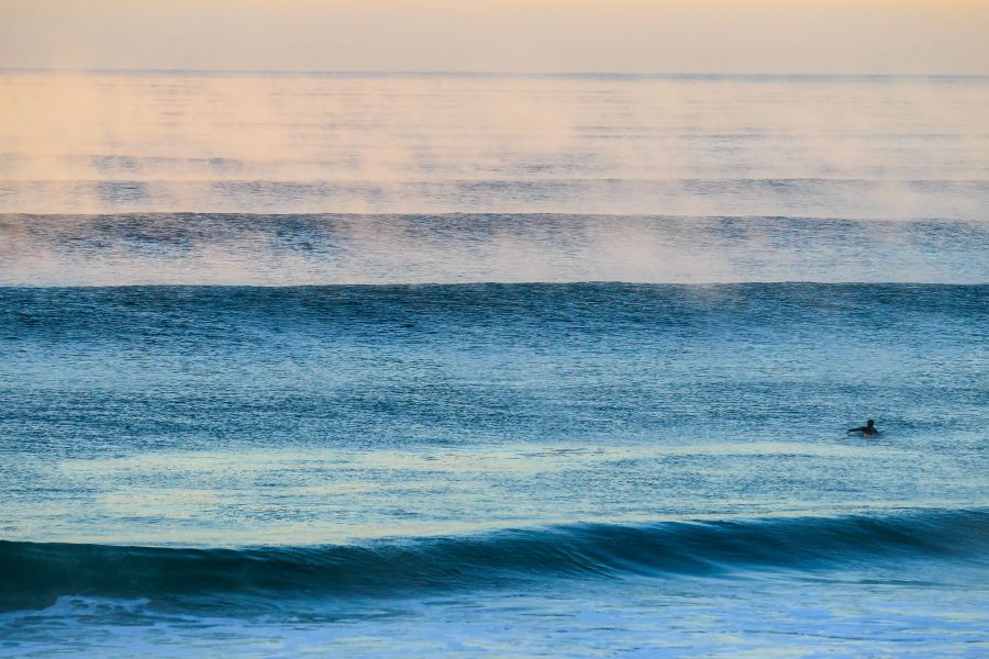 Line up - The Book, paysage de vagues